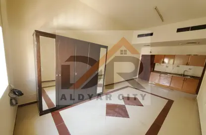 Apartment - 1 Bathroom for rent in Ajman Corniche Residences - Ajman Corniche Road - Ajman