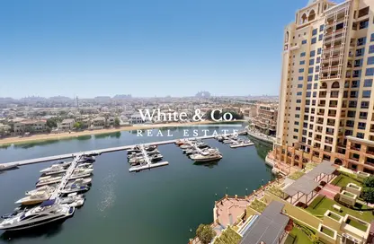 Apartment - 2 Bedrooms - 3 Bathrooms for sale in Marina Residences 2 - Marina Residences - Palm Jumeirah - Dubai