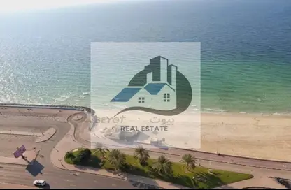 Apartment - 3 Bedrooms - 3 Bathrooms for sale in Ajman Corniche Residences - Ajman Corniche Road - Ajman