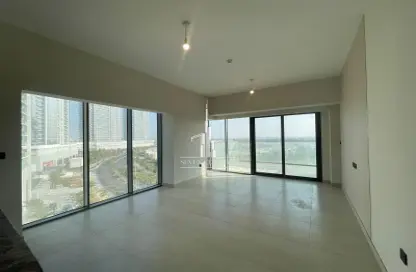 Apartment - 2 Bedrooms - 2 Bathrooms for sale in Golf Gate - DAMAC Hills - Dubai