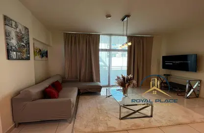 Apartment - 1 Bedroom - 2 Bathrooms for rent in Cappadocia - Jumeirah Village Circle - Dubai