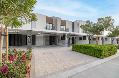 Townhouse - 3 Bedrooms - 4 Bathrooms for sale in Greenviews 2 - EMAAR South - Dubai South (Dubai World Central) - Dubai