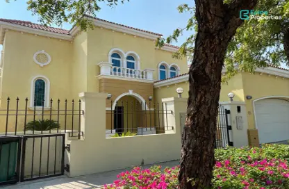 Villa - 3 Bedrooms - 5 Bathrooms for rent in Jumeirah Park - Dubai