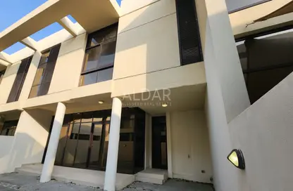 Villa - 3 Bedrooms - 4 Bathrooms for rent in Richmond - DAMAC Hills - Dubai