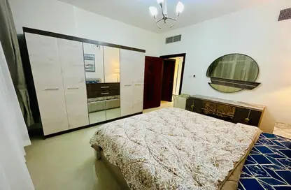 Apartment - 2 Bedrooms - 2 Bathrooms for rent in Al Bandary Twin Towers - Al Khan - Sharjah