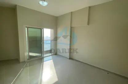 Apartment - 2 Bedrooms - 2 Bathrooms for rent in Golf Tower - Emirates City - Ajman