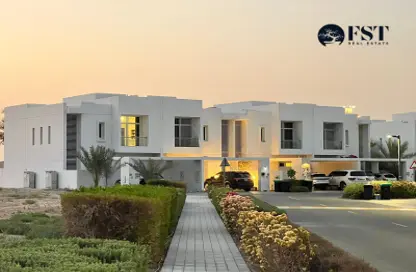 Villa - 3 Bedrooms - 3 Bathrooms for rent in Arabella Townhouses 1 - Arabella Townhouses - Mudon - Dubai