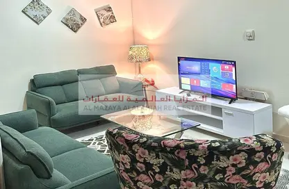 Apartment - 1 Bedroom - 1 Bathroom for rent in Safia Tower - Al Majaz 3 - Al Majaz - Sharjah