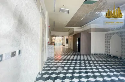 Shop - Studio - 1 Bathroom for rent in Al Hudaiba Mall - Al Hudaiba - Al Satwa - Dubai