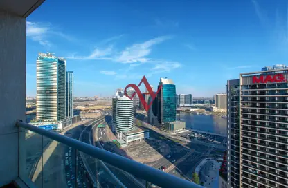 Apartment - 2 Bedrooms - 2 Bathrooms for rent in Burj Al Nujoom - Downtown Dubai - Dubai