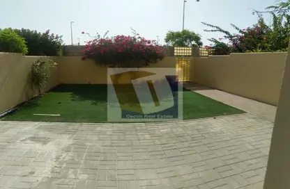 Villa - 2 Bedrooms - 3 Bathrooms for rent in Springs 9 - The Springs - Dubai