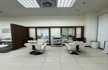 Shop - Studio - 1 Bathroom for rent in Oud Metha - Bur Dubai - Dubai