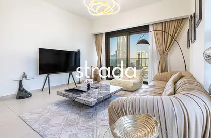 Apartment - 3 Bedrooms - 4 Bathrooms for rent in Act Towers - Opera District - Downtown Dubai - Dubai