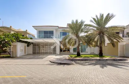 Villa - 5 Bedrooms - 6 Bathrooms for rent in Garden Homes Frond D - Garden Homes - Palm Jumeirah - Dubai