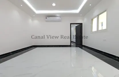 Apartment - 1 Bedroom - 1 Bathroom for rent in Shakhbout City - Abu Dhabi