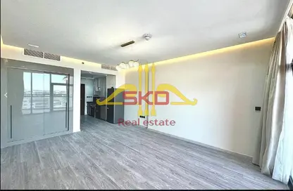 Apartment - Studio - 1 Bathroom for rent in Binghatti Crystals - Dubai Silicon Oasis - Dubai