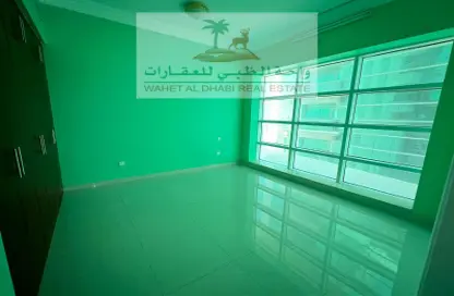 Apartment - 3 Bedrooms - 5 Bathrooms for rent in Crystal Plaza - Al Majaz 1 - Al Majaz - Sharjah