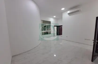 Apartment - 2 Bedrooms - 3 Bathrooms for rent in Madinat Al Riyad - Abu Dhabi