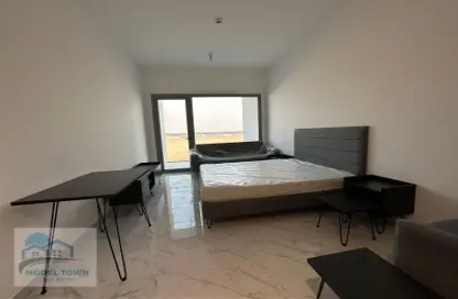 Apartment - 1 Bathroom for rent in Oasis 1 - Oasis Residences - Masdar City - Abu Dhabi