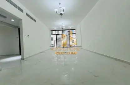 Apartment - 2 Bedrooms - 2 Bathrooms for rent in Hili Tower - Al Hosn - Al Khalidiya - Abu Dhabi