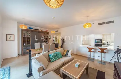 Apartment - 2 Bedrooms - 3 Bathrooms for sale in Marina Tower - Dubai Marina - Dubai