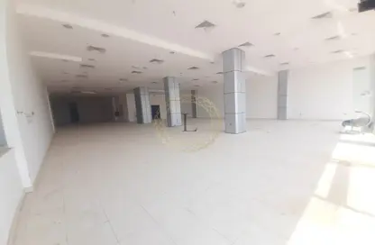 Show Room - Studio - 3 Bathrooms for rent in Al Sinaiya - Al Ain