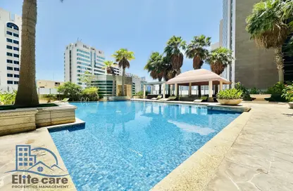 Apartment - 1 Bedroom - 2 Bathrooms for rent in Capital Plaza Tower B - Capital Plaza - Corniche Road - Abu Dhabi