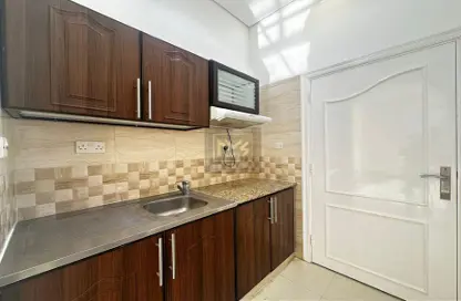 Apartment - 1 Bathroom for rent in Muroor Area - Abu Dhabi