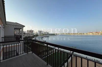 Villa - 4 Bedrooms - 5 Bathrooms for sale in Sur La Mer - La Mer - Jumeirah - Dubai