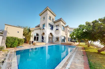 Villa - 5 Bedrooms - 6 Bathrooms for rent in Signature Villas Frond M - Signature Villas - Palm Jumeirah - Dubai