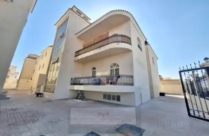 Apartment - 3 Bedrooms - 4 Bathrooms for rent in Mohamed Bin Zayed Centre - Mohamed Bin Zayed City - Abu Dhabi