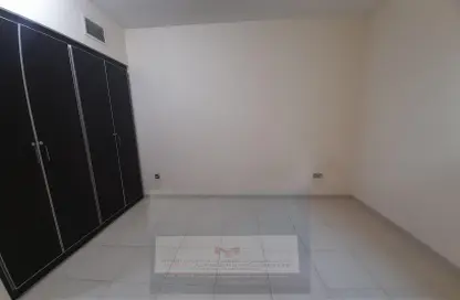 Apartment - 3 Bedrooms - 2 Bathrooms for rent in Shabiya 9 - Shabiya - Mussafah - Abu Dhabi