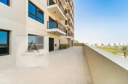 Apartment - 2 Bedrooms - 3 Bathrooms for sale in Golf Views - EMAAR South - Dubai South (Dubai World Central) - Dubai