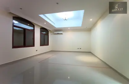 Apartment - 1 Bathroom for rent in Mohammed Villas 6 - Mohamed Bin Zayed City - Abu Dhabi