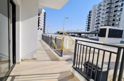 Apartment - 2 Bedrooms - 2 Bathrooms for sale in Waters Edge - Yas Island - Abu Dhabi