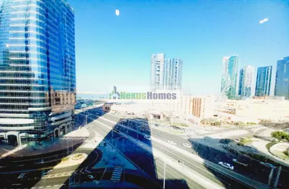 Apartment - 3 Bedrooms - 5 Bathrooms for rent in Clock Tower - Corniche Road - Abu Dhabi