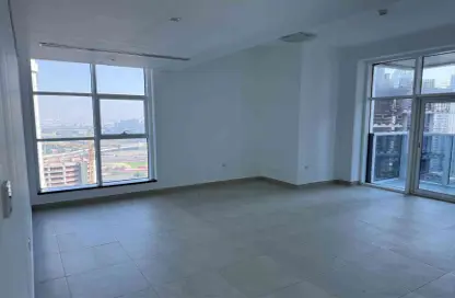 Apartment - 2 Bedrooms - 1 Bathroom for rent in Marina Arcade Tower - Dubai Marina - Dubai