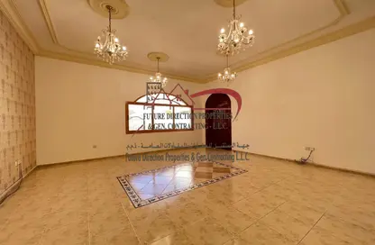 Villa - 5 Bedrooms - 6 Bathrooms for rent in Al Mushrif Villas - Al Mushrif - Abu Dhabi