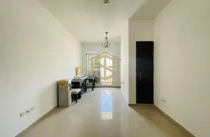 Apartment - 1 Bathroom for rent in Hanover Square - Jumeirah Village Circle - Dubai