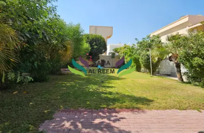 Compound - 4 Bedrooms - 4 Bathrooms for rent in Jumeirah 3 Villas - Jumeirah 3 - Jumeirah - Dubai