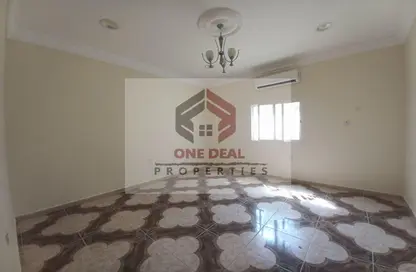 Villa - 3 Bedrooms - 4 Bathrooms for rent in Al Jimi - Al Ain