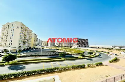 Apartment - 1 Bedroom - 1 Bathroom for rent in Mazaya 10B - Queue Point - Dubai Land - Dubai