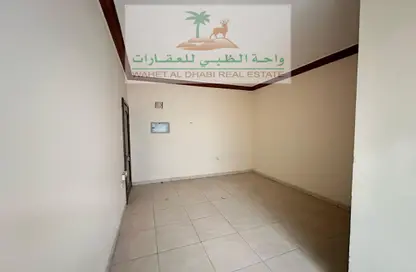 Apartment - 1 Bathroom for rent in Al Musalla - Al Gharb - Sharjah