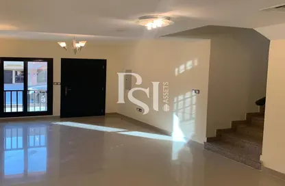 Villa - 2 Bedrooms - 3 Bathrooms for sale in Zone 7 - Hydra Village - Abu Dhabi