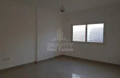 Apartment - 1 Bedroom - 2 Bathrooms for rent in Tower 5 - Al Reef Downtown - Al Reef - Abu Dhabi