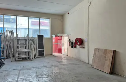 Warehouse - Studio for rent in Al Quoz 3 - Al Quoz - Dubai