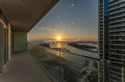 Apartment - 2 Bedrooms - 3 Bathrooms for rent in Sunrise Bay - EMAAR Beachfront - Dubai Harbour - Dubai