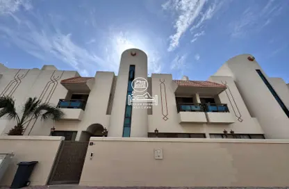 Villa - 4 Bedrooms - 5 Bathrooms for rent in Muroor Area - Abu Dhabi