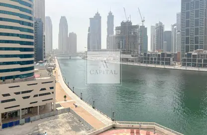 Office Space - Studio - 1 Bathroom for sale in Business Tower - Business Bay - Dubai