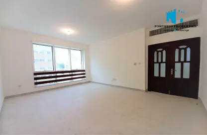 Apartment - 2 Bedrooms - 2 Bathrooms for rent in Falahi Tower - Tourist Club Area - Abu Dhabi